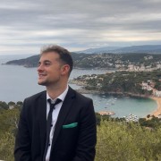 ARNAU POLICARP